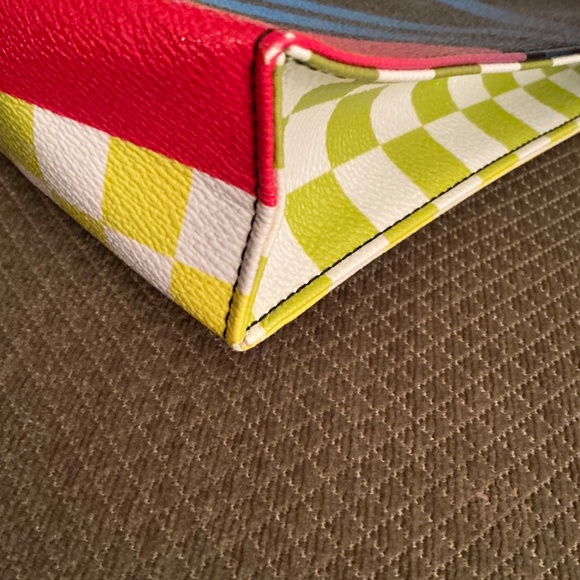 LOUIS VUITTON Canvas “Race Print” Poche Toilette 26 (NWOT) RARE - Picture 10 of 12